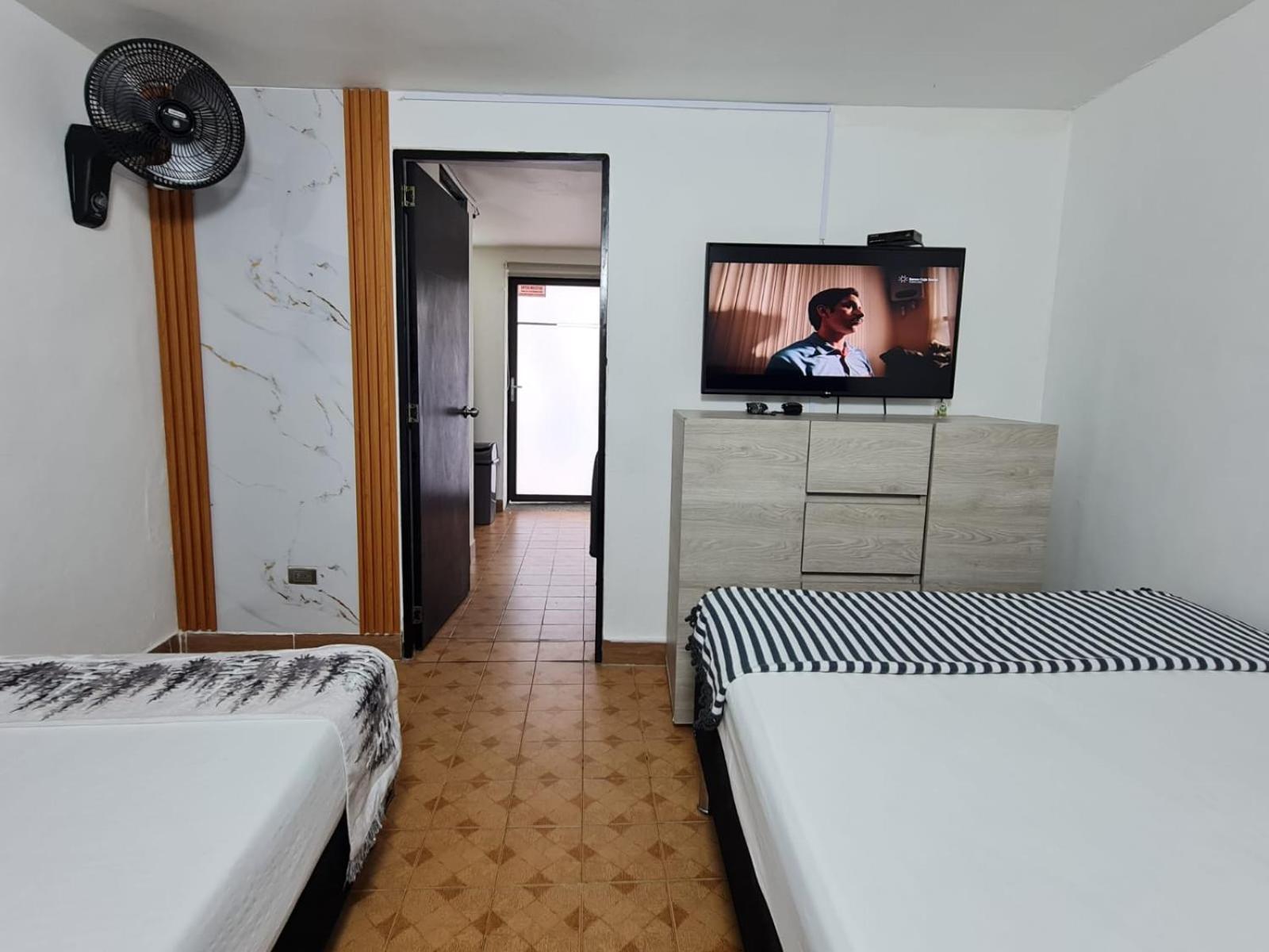 New Cozy Apartment In The Poblado, San Lucas Меделин Екстериор снимка
